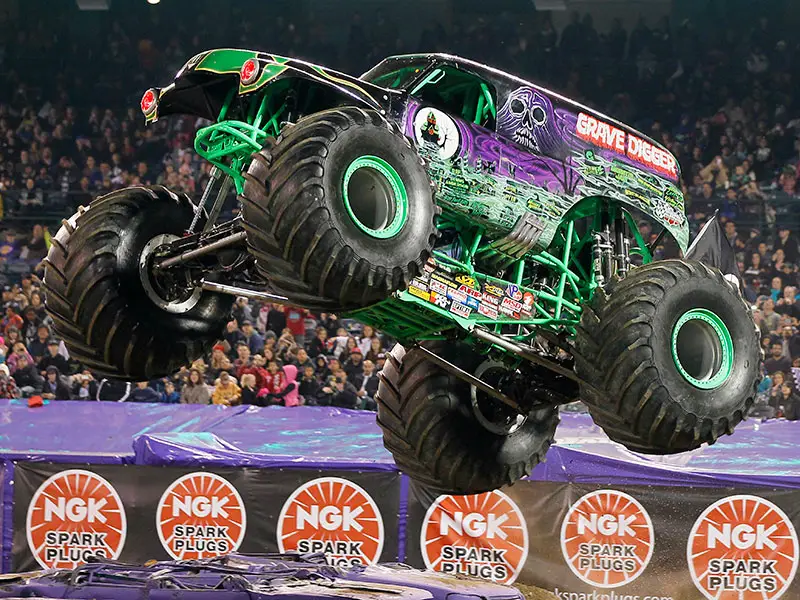 silver grave digger monster truck